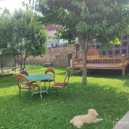 Tasmin Mexr Hostel Самарканд Екстериор снимка