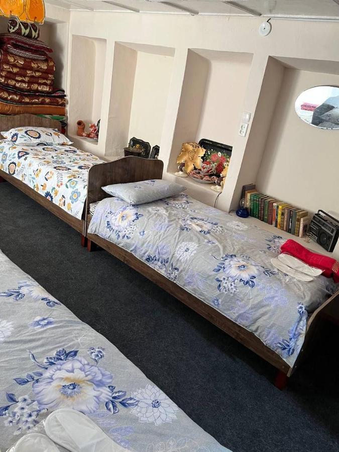 Tasmin Mexr Hostel Самарканд Екстериор снимка